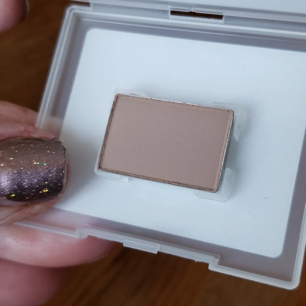 Mary Kay Chroma Fusion Eye‎ Shadow HAZELNUT